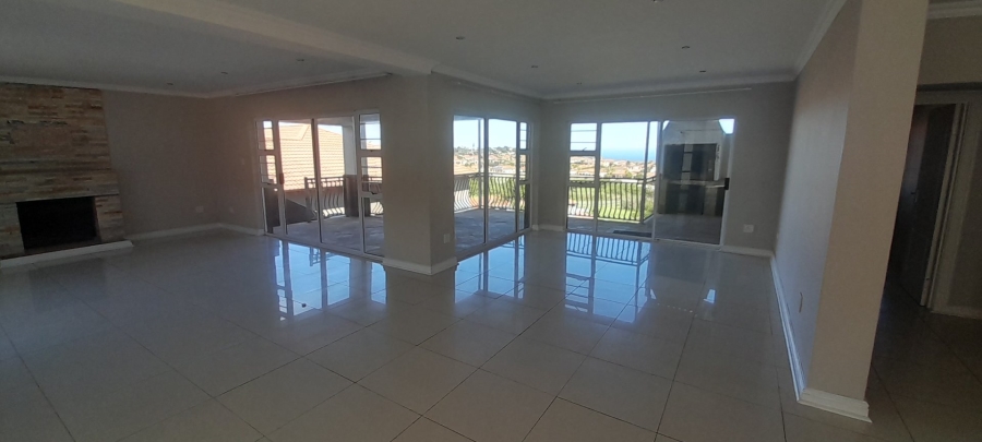5 Bedroom Property for Sale in Lovemore Heights Estate Eastern Cape